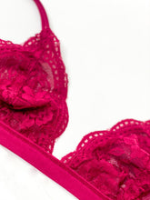 Load image into Gallery viewer, Barely There Bralette