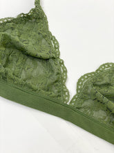 Load image into Gallery viewer, Barely There Bralette