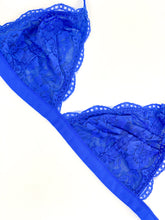 Load image into Gallery viewer, Barely There Bralette
