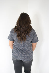 COOL MOM Leopard Graphic Tee