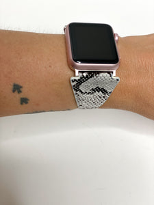 WhiteSnake Apple Watchband