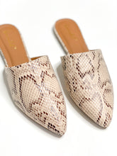 Load image into Gallery viewer, Evita Snake Mules
